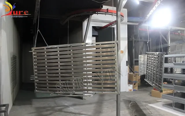 Sơn tĩnh điện khung giường sắt