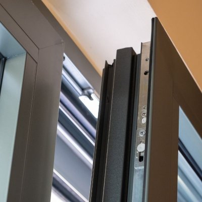 Sơn tĩnh điện bảng màu ghi