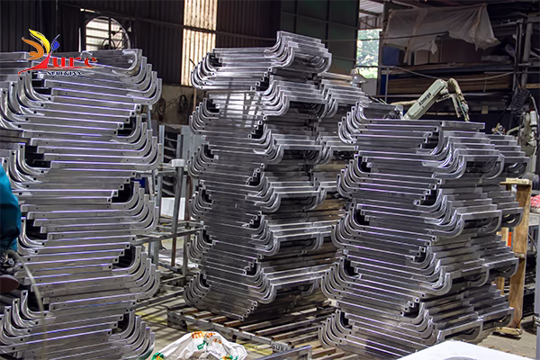 Gia công sắt sơn tĩnh điện