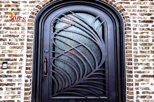 cửa sắt sơn tĩnh điện ngoài trời 