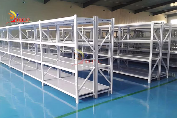 Kệ sắt sơn tĩnh điện màu trắng